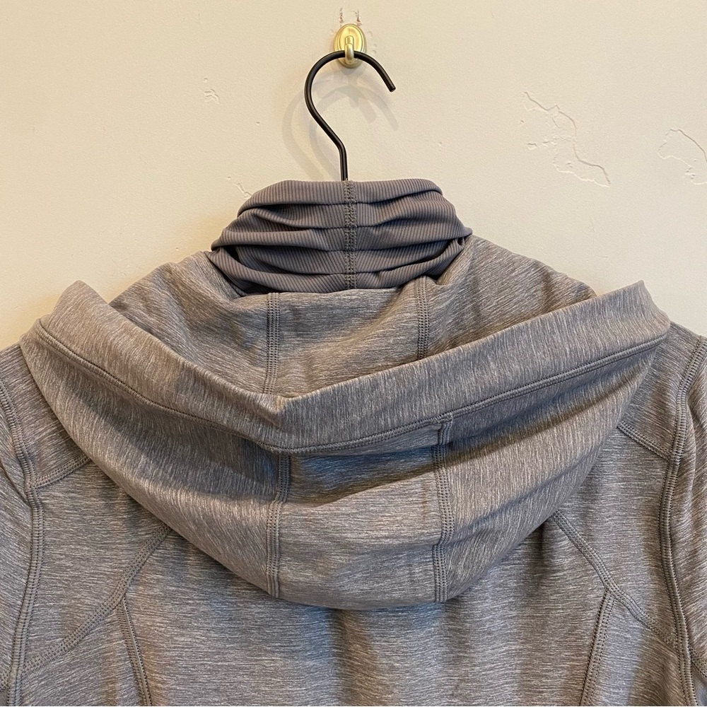 LULULEMON Daily Practice Jacket Heathered Slate Grey - Picture 12 of 16